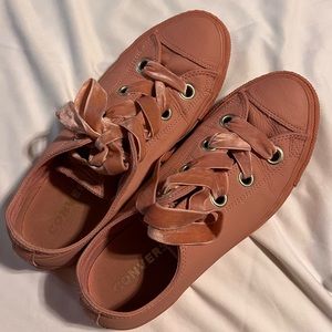 Women’s Pink Leather Converse